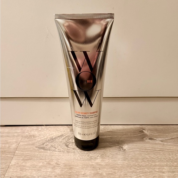 Color Wow Color Security Shampoo - Picture 2 of 8